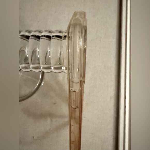 Iphone 15 Pro Max clear silicone case with "FAITH" in pink cross - Picture 4 of 7